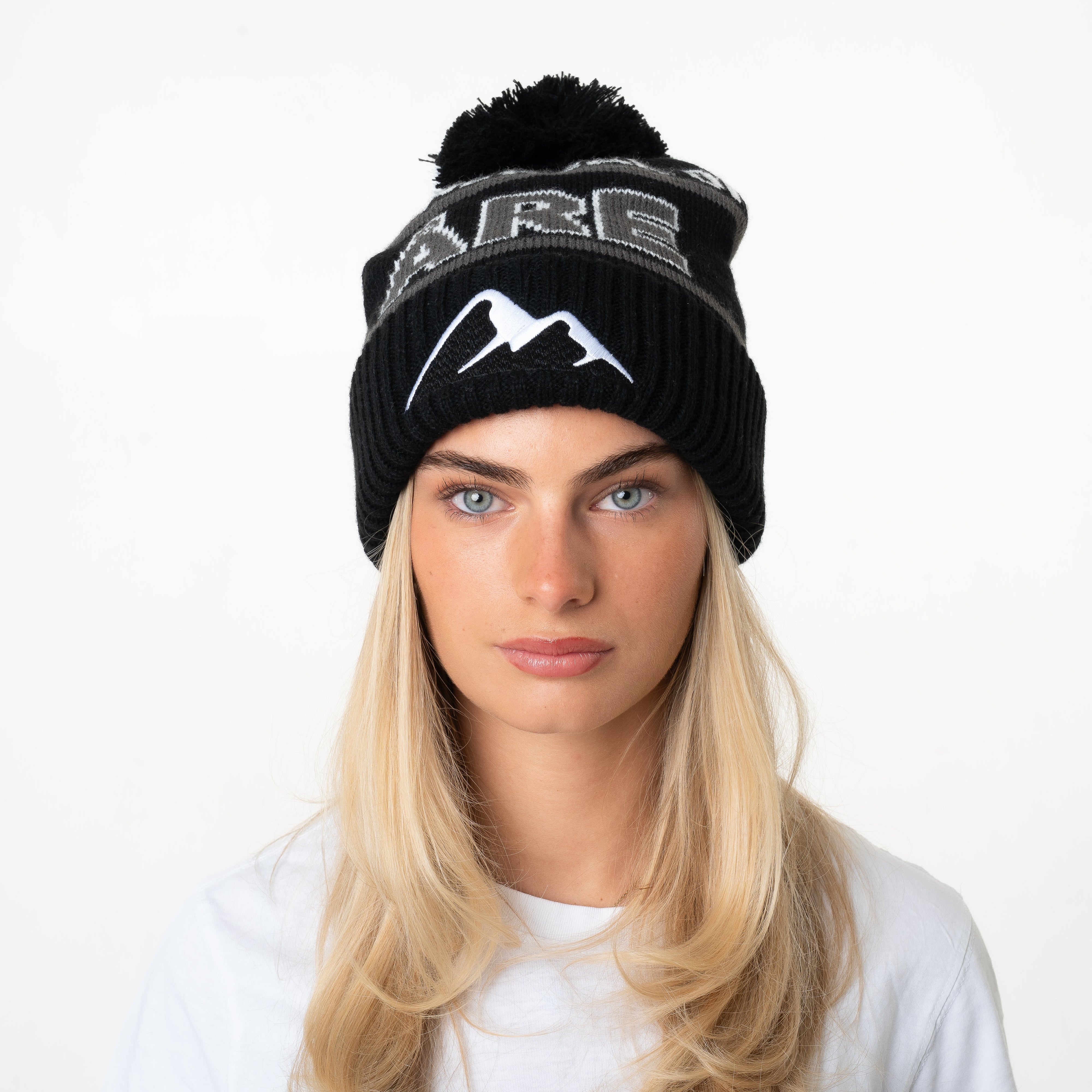 Black Åre Beanie PREORDER